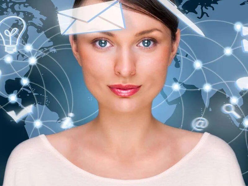 Portrait de femme et réseau de communication